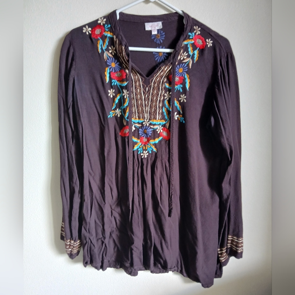 LUV2LUV tunic blouse Size Large Brown Embrodiered Tie Neck